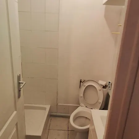 Apartment F2 Ou F3 Meubles A 2 Stations De L'aeroport Charles De Gaulles Villepinte (Seine-Saint-Denis)